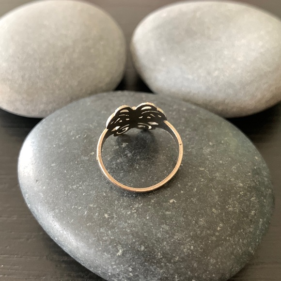 Beautiful Butterfly Ring - Picture 4 of 5